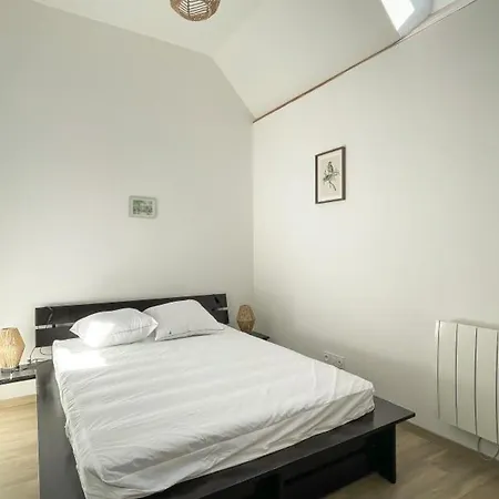Maison Renovee Avec Wifi Et Animaux Admis, Pres De La Suisse Normande - Fr-1-497-242